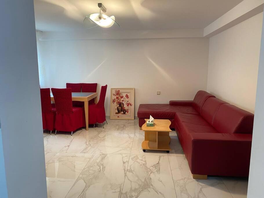 Apt. Sims Bei Stuttgart Flughafen/Metzingen 2-6 Person Steinenbronn ภายนอก รูปภาพ